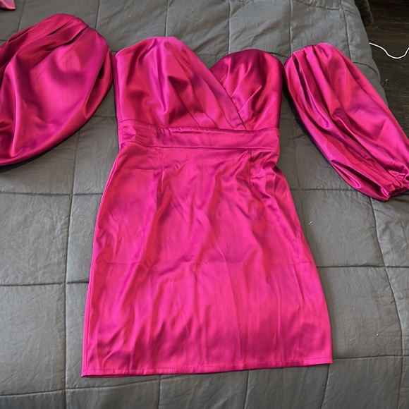 puffed sleeve mini dress - Picture 5 of 6